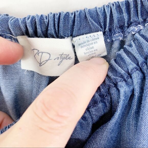 RD Style‎ Chambray Off-the-Shoulder Romper w/Wide Belt and Peplum Sleeves - Picture 6 of 12